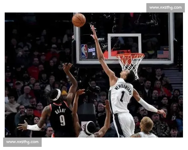 33+13+6！文班亚马锁周最佳，创 NBA 历史纪录